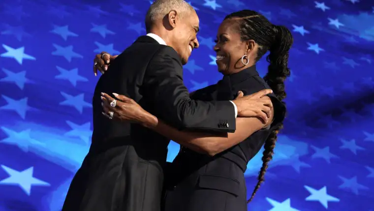 Barack Obama and Michelle at DNC - Chicago