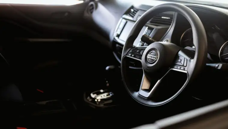nissan freepik
