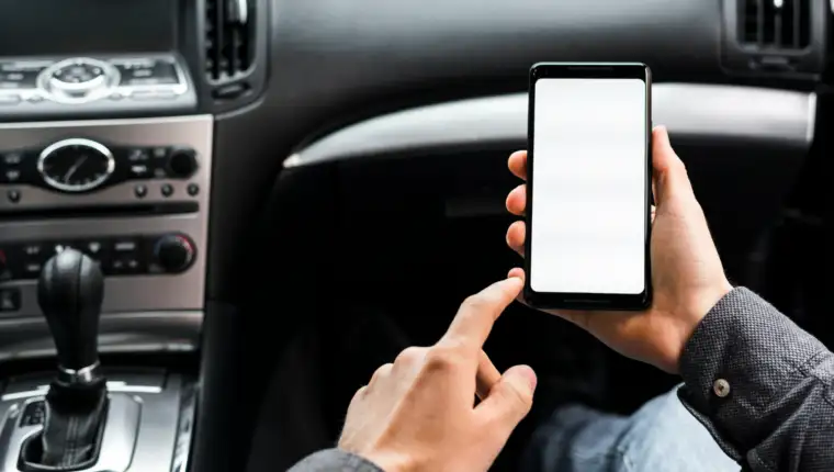 mobitel auto freepik