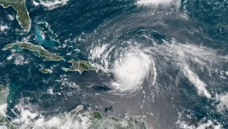 hurricane-erin.1755380211320