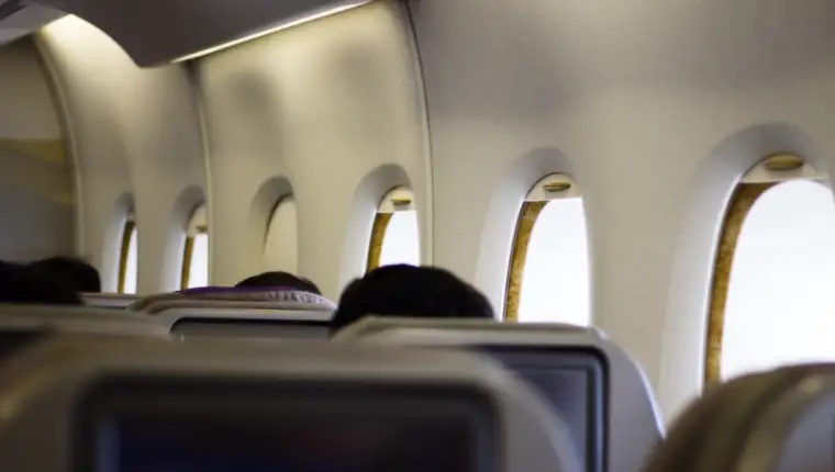 avion sjeditva 1