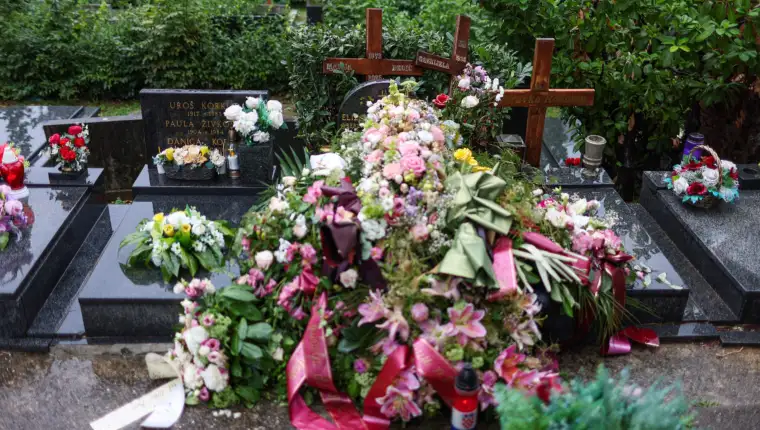Na Mirogoju pokopana Gabi Novak, sada počiva uz Matiju, Arsena i svoju majku