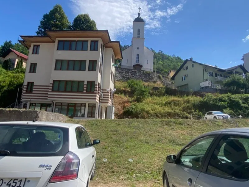 Udruženje Moja adresa smješteno u prostorijama Bosanskog kulturnog centra Islamske zajednice Srebrenica