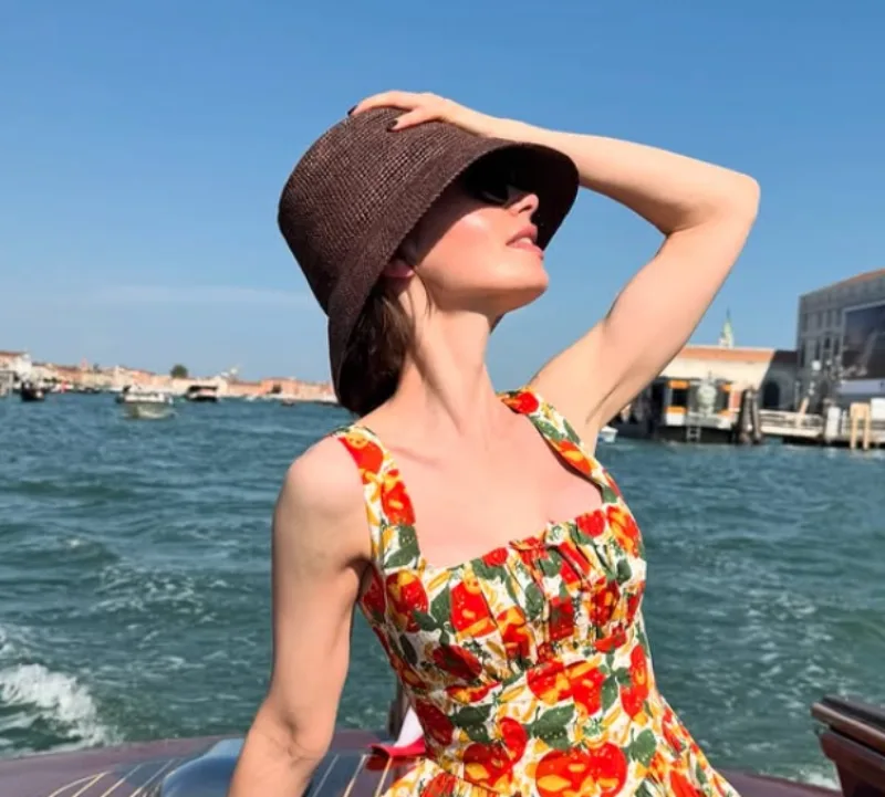 Lily Collins