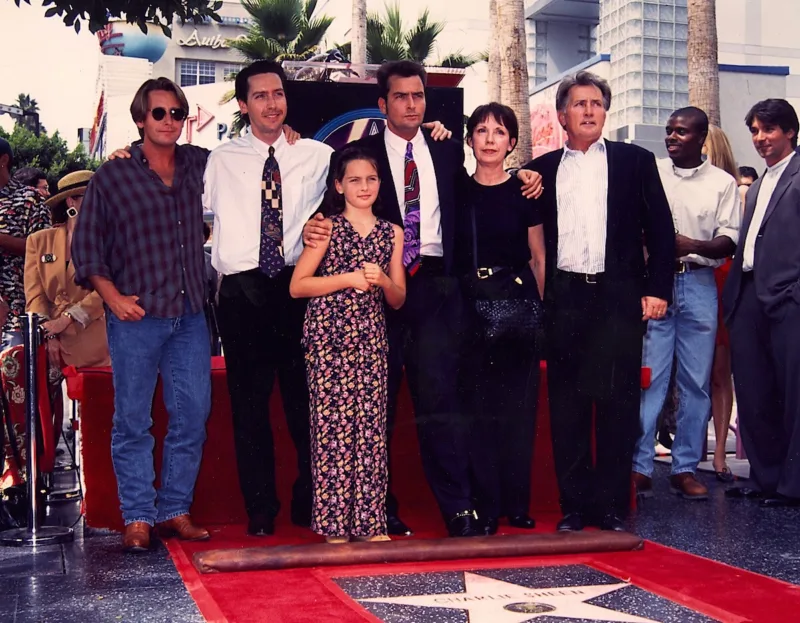 charlie sheen porodica