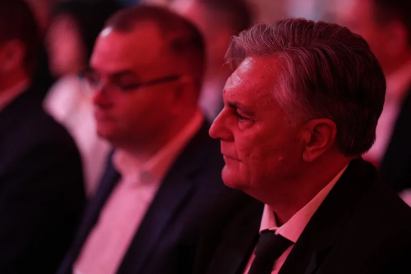 Banja Luka: Sjednica Glavnog odbora SNSD-a o kandidatima za prijevremene izbore za predsjednika RS-a
