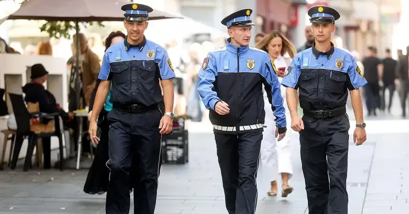 policija-uniforme-3