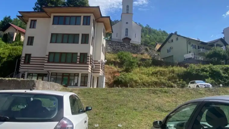 Udruženje Moja adresa smješteno u prostorijama Bosanskog kulturnog centra Islamske zajednice Srebrenica