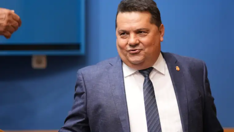 Banja Luka: Kaos na sjednici NSRS-a, Vukanović rekao Stevandiću da mu "ide vrijeme ćorke"