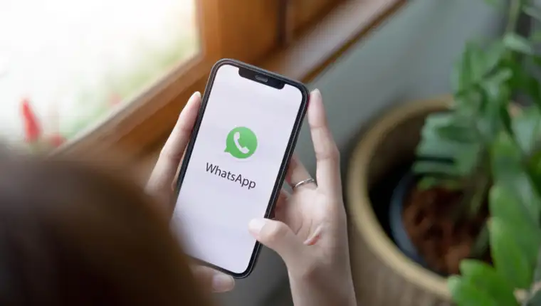 WhatsApp freepik