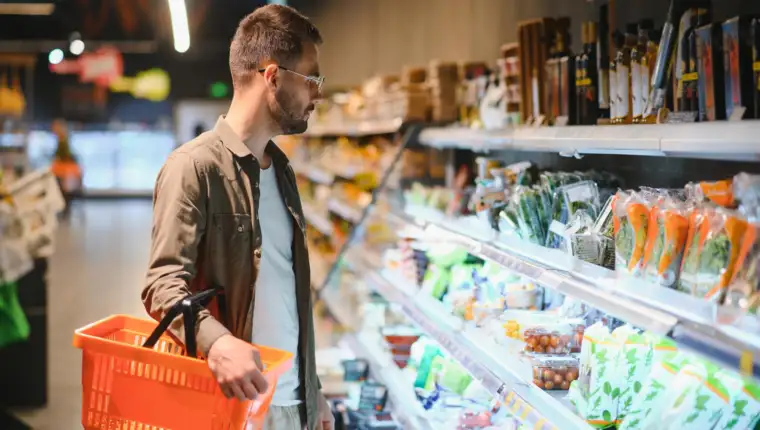 supermarket namirnice freepik