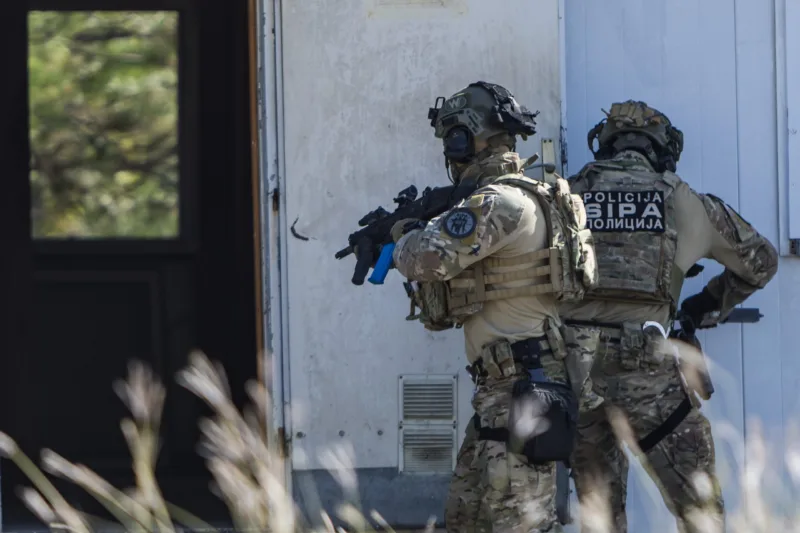 Mostar: EUFOR i SIPA izveli vježbu "Brzi odgovor 2025" kroz simulaciju talačke krize i akcije spašavanja