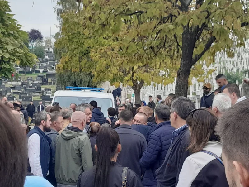 dzenaza halid beslic bare dino beslic1