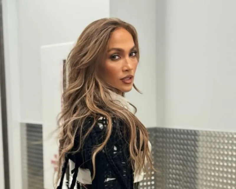 Jennifer Lopez