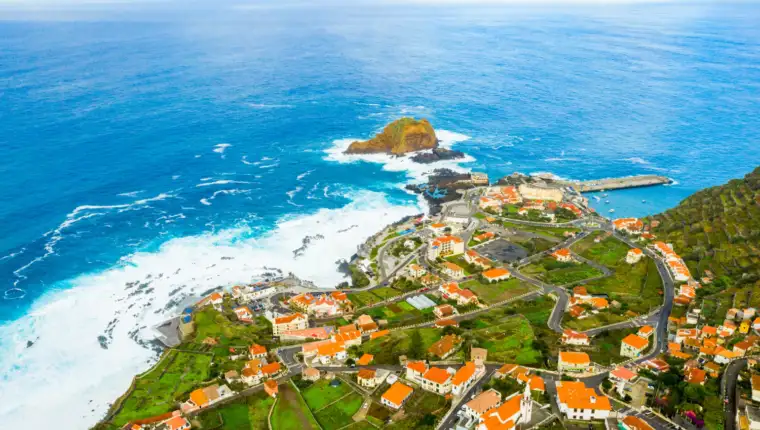 madeira freepik