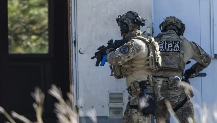Mostar: EUFOR i SIPA izveli vježbu "Brzi odgovor 2025" kroz simulaciju talačke krize i akcije spašavanja