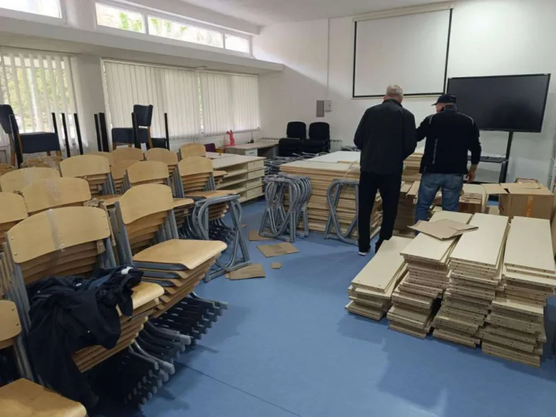 L dfbf660d5369e0d3d422a13e5eb5860e