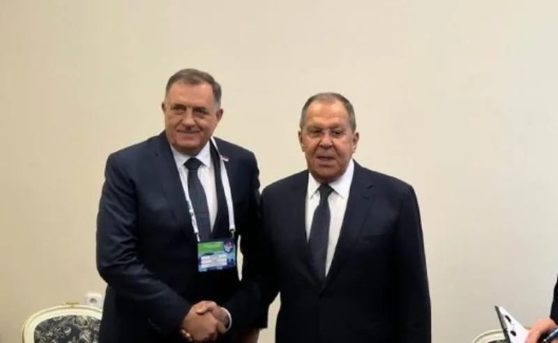 Dodik19