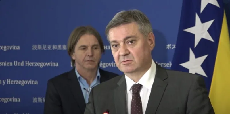 Trojka predstavnicki