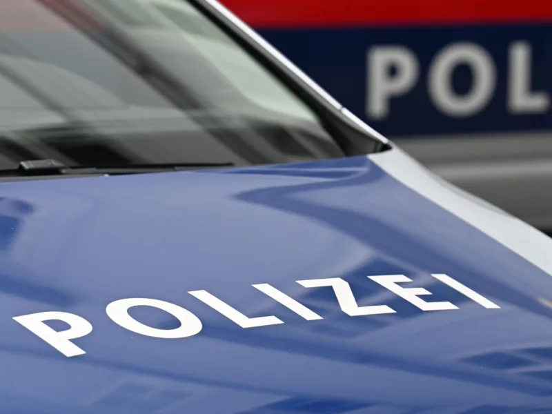 Policija4