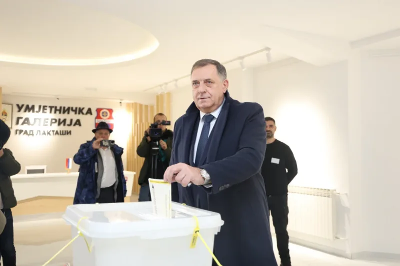 Milorad dodik glasa