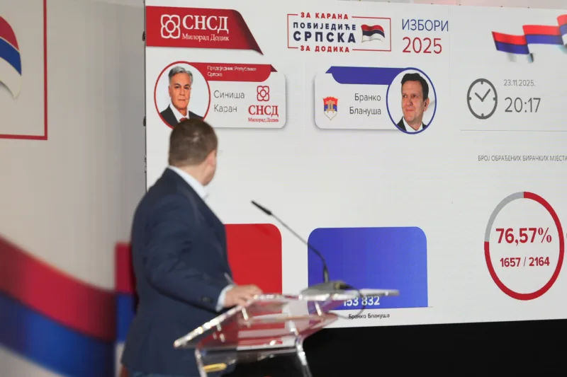 PXL 231125 142366583