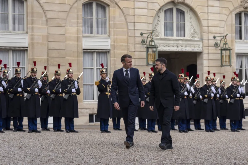 Macron zelenskij