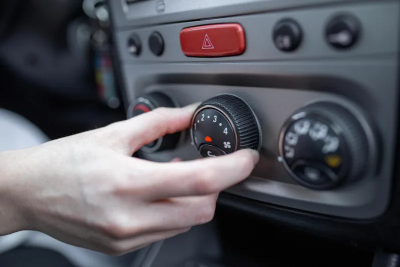 Grijanje auto freepik