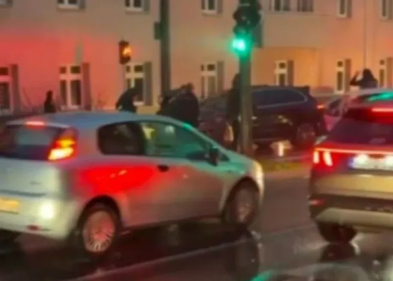 Policajac14