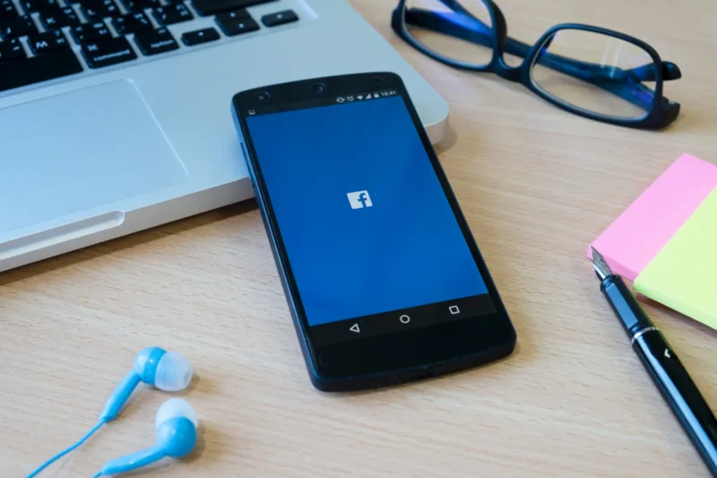 Facebook freepik