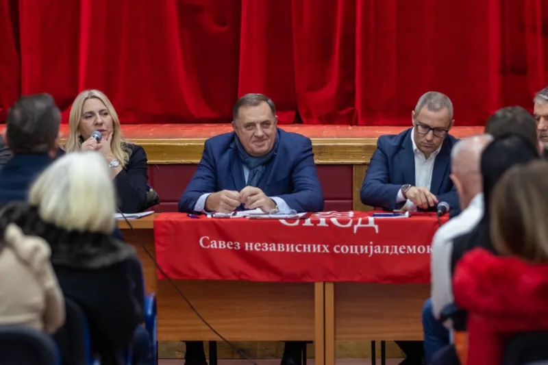 Milorad dodik snsd