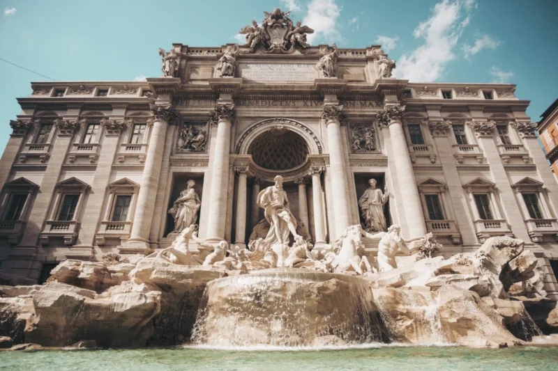Di Trevi freepik