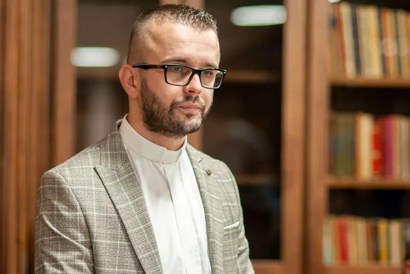 Drazen kustura fena