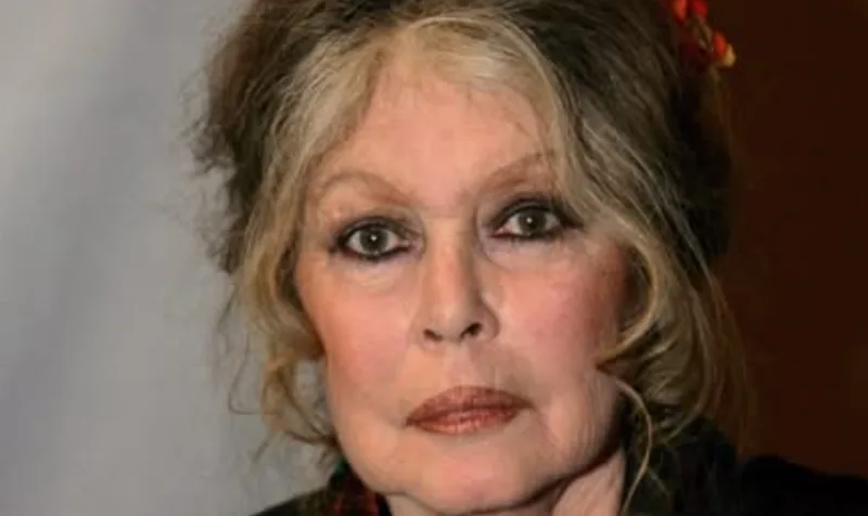 Bardot40