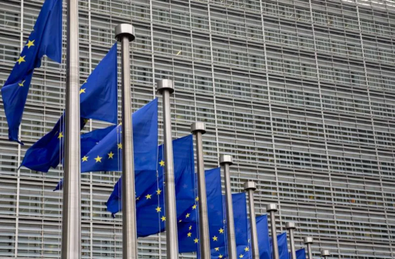 Eu 3
