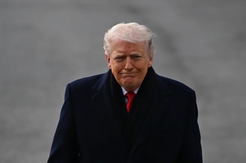 AA 20260116 40277446 40277443 AMERICKI PREDSJEDNIK DONALD TRUMP NAPUSTA BIJELU KUCU I ODLAZI U PALM BEACH NA FLORIDI