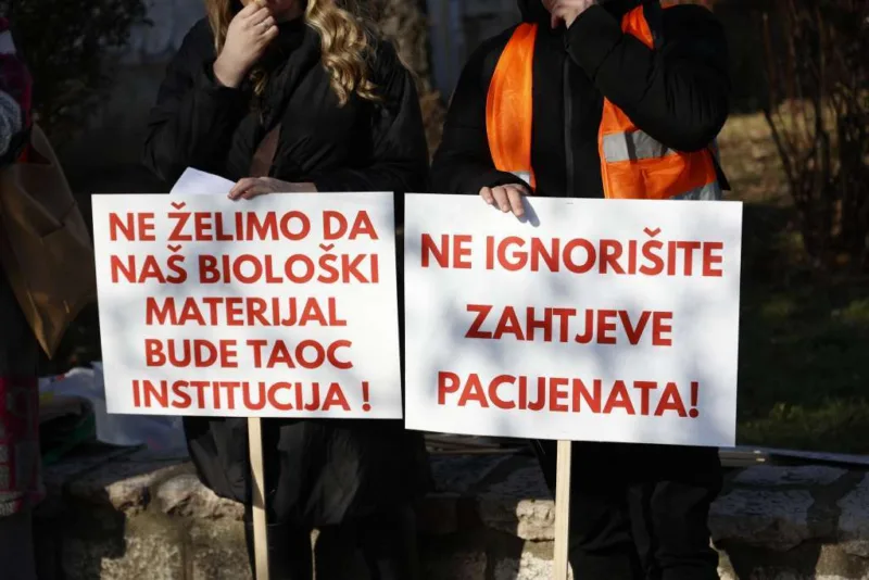 Protesti klinika2