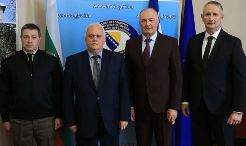 Helez i ambasador bugarske1