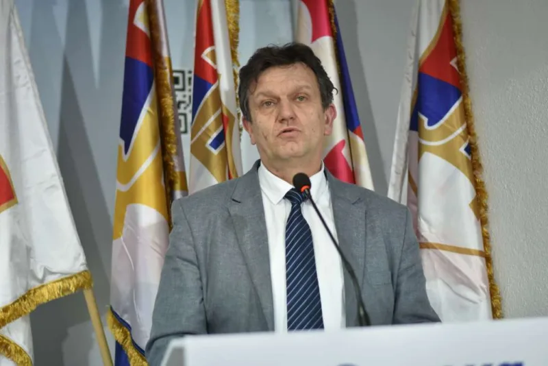Blanusa fena