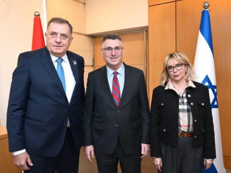 Dodik saar trisic