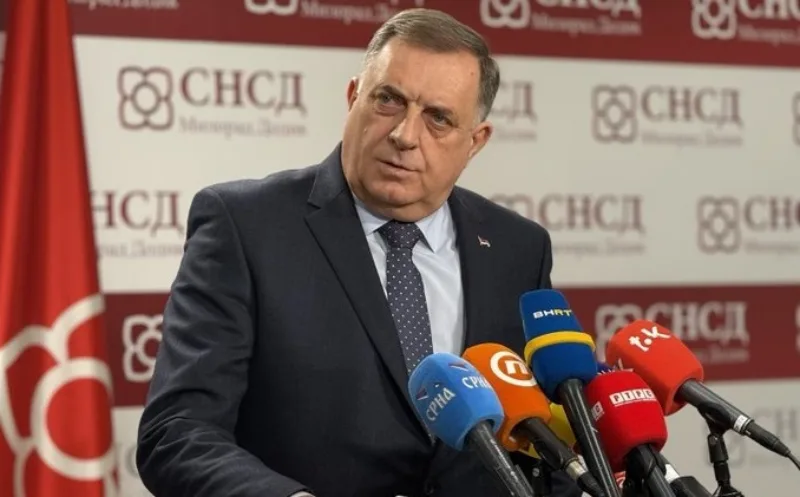 Dodik x
