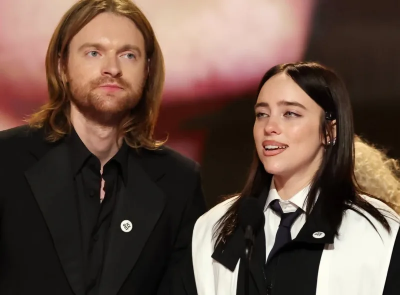 Thats it billieeilish takes SOTY for Wildflower 1