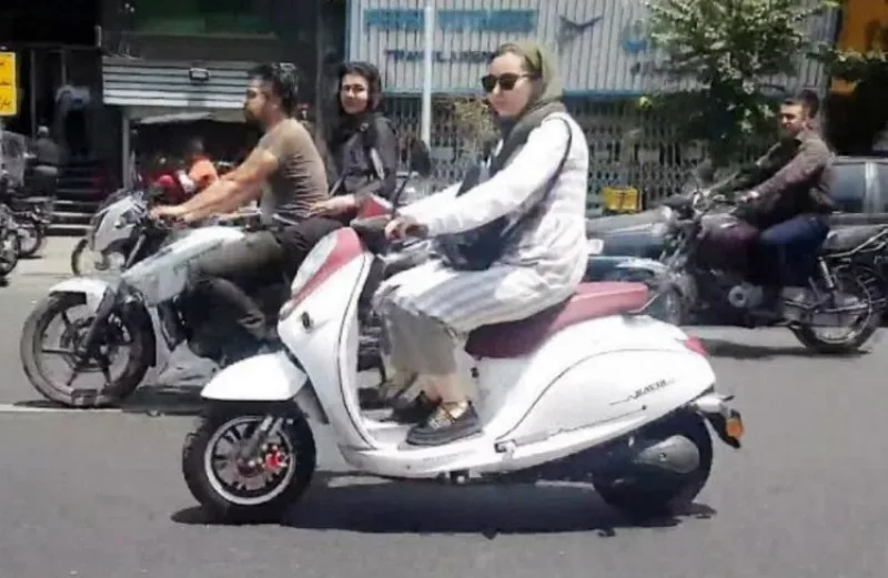 Iran zene x