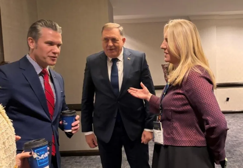 Dodik hegseth