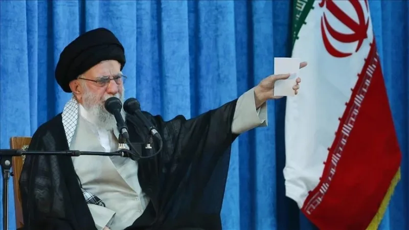 Ali hamnei aa