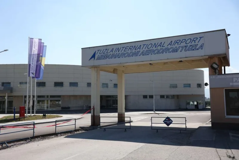 Aerodrom tuzla1