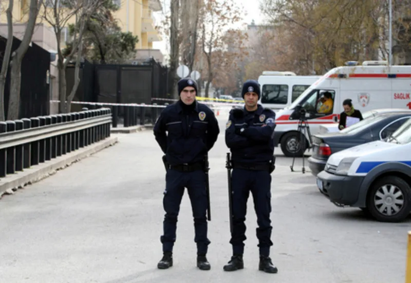 Turska policija x