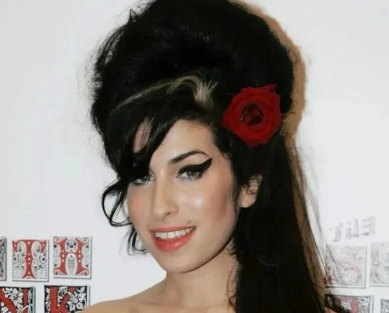 Amy Winehouse 2026 01 28 101524 uupw