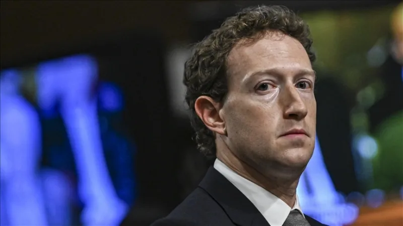 Zuckerberg aa