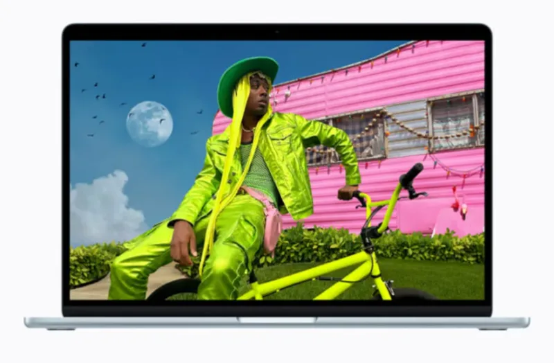 MacBook M5